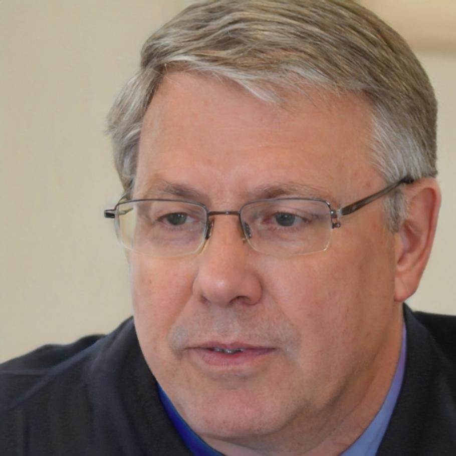 Workshop facilitator helping family understand investment concepts